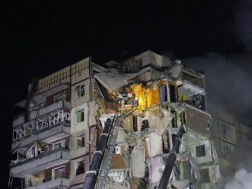 Зросла кількість загиблих внаслідок російського удару по багатоповерхівці Дніпра. ОНОВЛЕНО