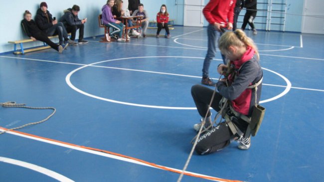 Поблизу Луцька для школярів провели змагання з пішохідного туризму. ФОТО