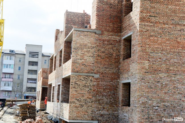 «Карамельні» квартири у яскравих багатоповерхівках: ЖК «Caramel Residence» продовжує зводити житло мрії. ФОТО*