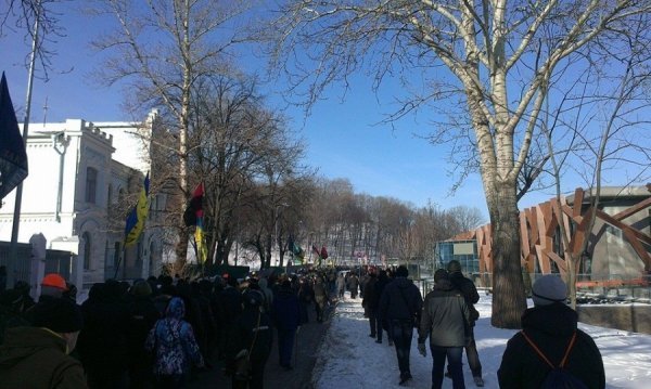 Верховну Раду пікетують тисячі майданівців. ФОТО