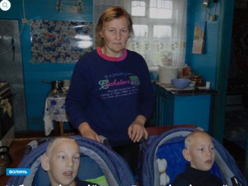 На Волині двоє рідних братів народились із діагнозом ДЦП