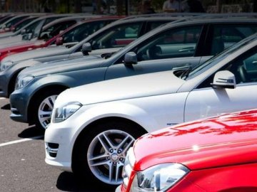 В Україні сильно подорожчають автомобілі
