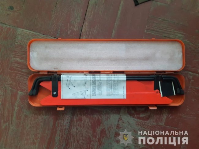 У Луцьку зловили автомобільного злодія: шукають власників вилучених речей