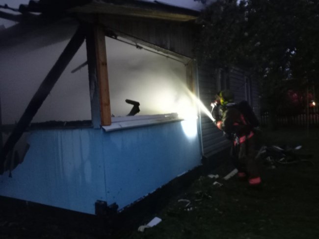 На Волині горіли літня кухня та розташований поруч житловий будинок. ФОТО