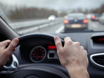 В Україні з 14 травня скасували штрафні бали для водіїв