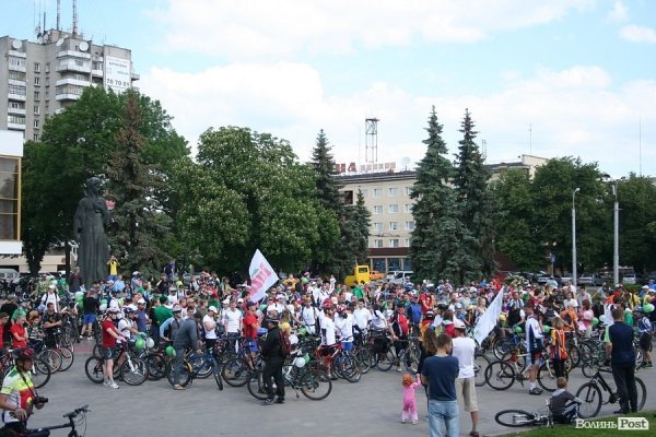 У Луцьку велосипедисти окупували дороги
