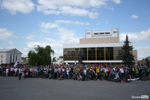 У Луцьку велосипедисти окупували дороги