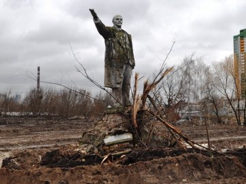 У Києві знайшли вцілілий пам’ятник Леніну. ФОТО