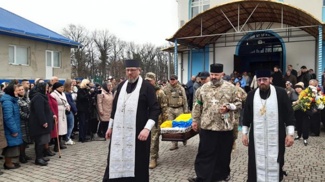 У Ківерцях попрощалися із загиблим Героєм. ФОТО
