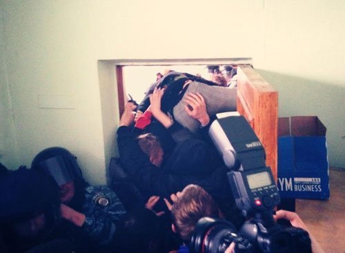 У Києві свободівці побилися з регіоналами. ФОТО. ВІДЕО