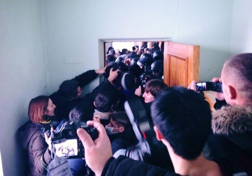 У Києві свободівці побилися з регіоналами. ФОТО. ВІДЕО