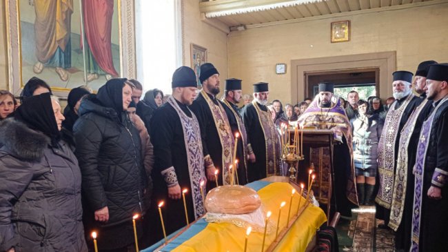 У Луцькому районі попрощалися із Героєм Олегом Пастуховим. ФОТО