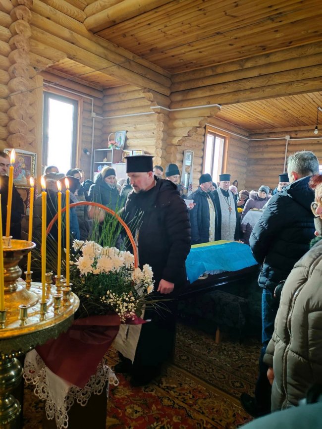 На Волині провели в останню дорогу Героя Олексія Левковського