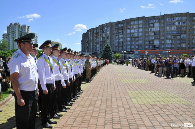 Фото випускного у військовому ліцеї в Луцьку