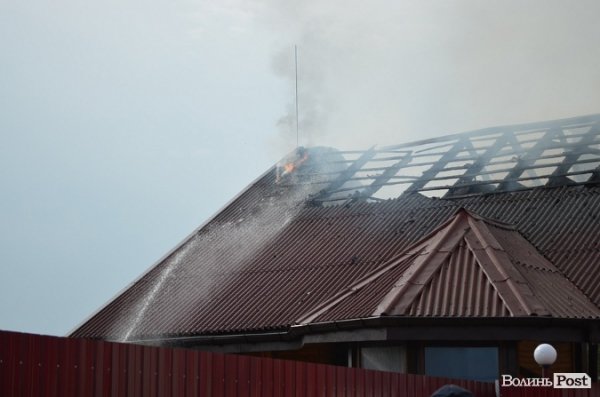 Пожежа під Луцьком: горіли Озерецькі бані. ФОТО