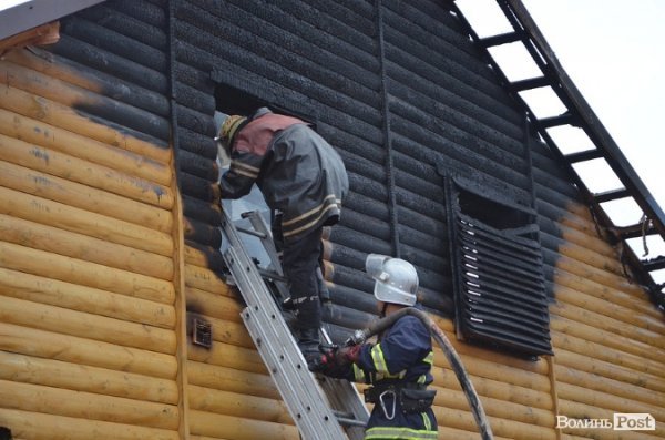 Пожежа під Луцьком: горіли Озерецькі бані. ФОТО