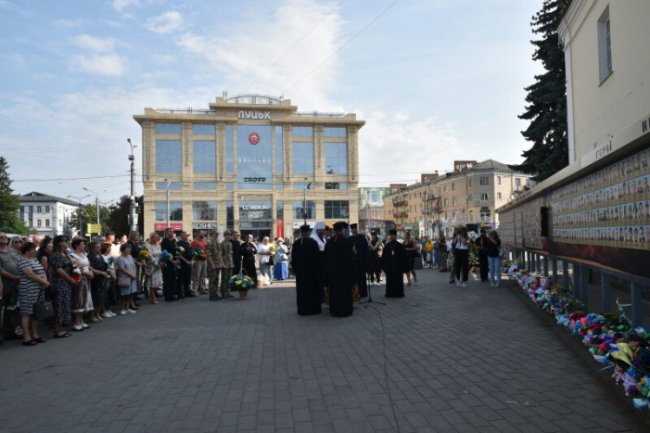 У Луцьку вшанували пам’ять усіх полеглих захисників України