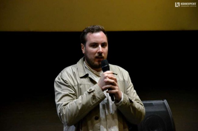 У луцькому «Промені» пенсіонери переглянули український документальний фільм