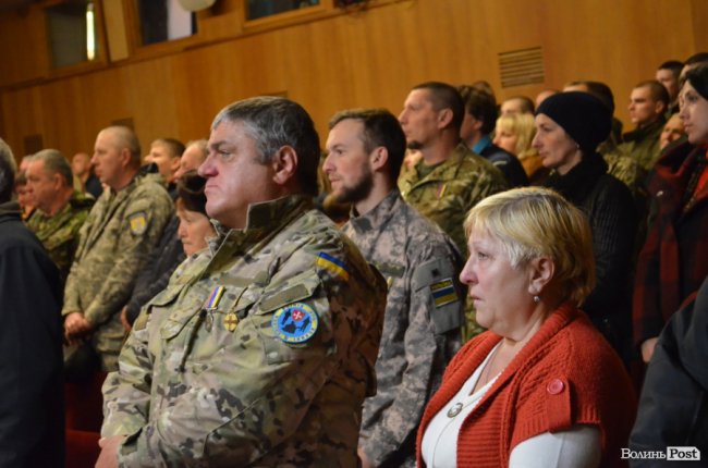 Герої завжди з нами: у Луцьку вшанували загиблих в російсько-українській війні. ФОТО