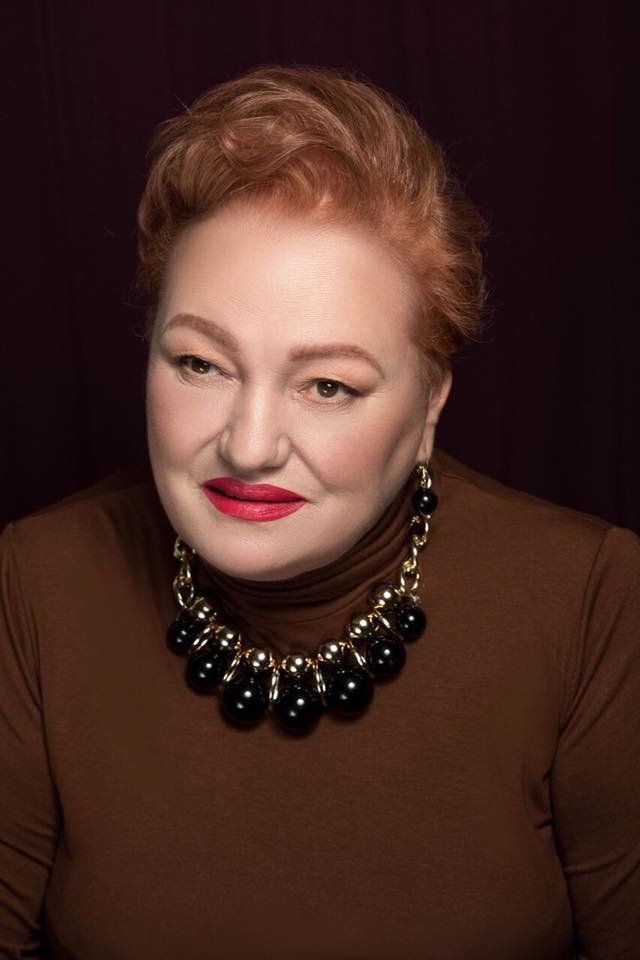 Розкішні перевтілення: як жінки Луцького геріатричного центру стали моделями. ФОТО