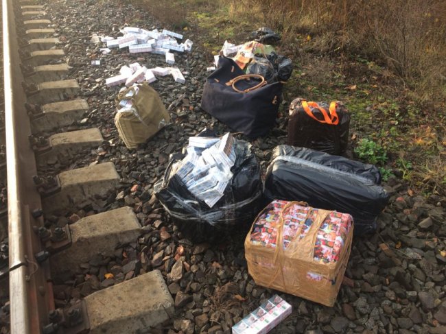 Білорус втратив свою автівку на волинському пункті пропуску. ВІДЕО