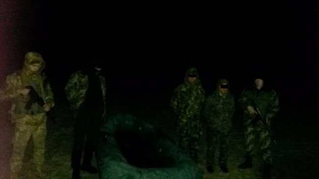 Волиняни на човнах переправляли контрабанду через Буг