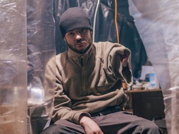 «Азовці» показали жахливі умови, у яких перебувають поранені захисники Маріуполя і звертаються до ООН. ФОТО