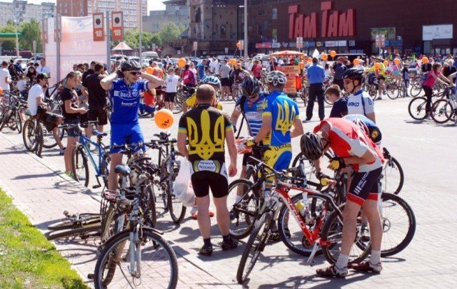 У Луцьку влаштовують масовий велопробіг