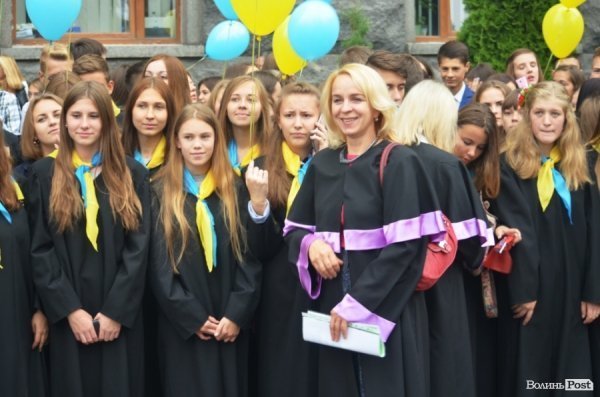 Фотопогляд: посвята в студенти першокурсників СНУ