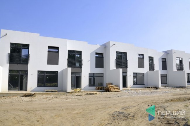 Поблизу Луцька будують незвичайне котеджне містечко. ФОТО*