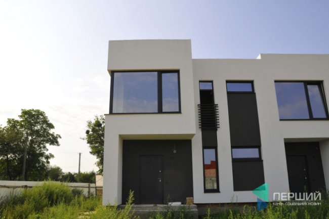 Поблизу Луцька будують незвичайне котеджне містечко. ФОТО*