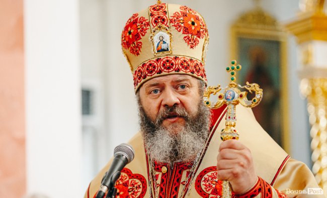 Героїчно загинув – врятувавши побратиму життя: у Луцьку попрощалися з 31-річним  Романом Самусіком. ФОТОРЕПОРТАЖ