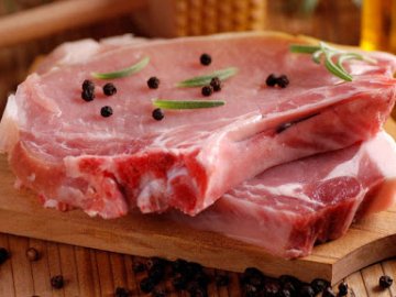 В Україні починає дорожчати свинина: гряде велика низка травневих свят