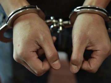 П'яний волинянин напав на патрульних та пошкодив техніку. ФОТО