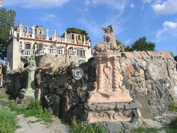 Луцький «Гауді» відзначить ювілей виставкою скульптур. ФОТО