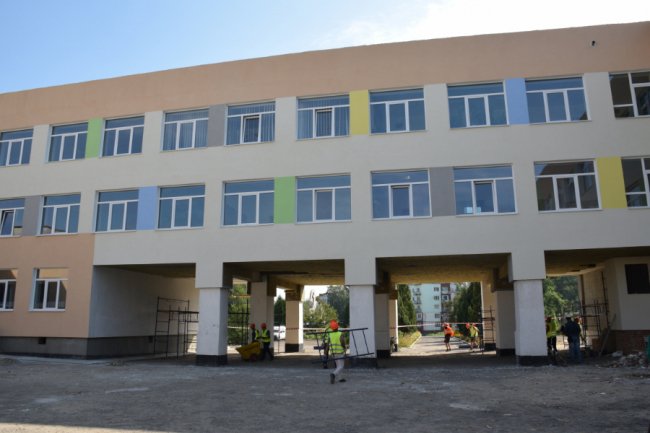 Вартість проекту – більше мільйона євро: у волинській школі закінчують ремонт