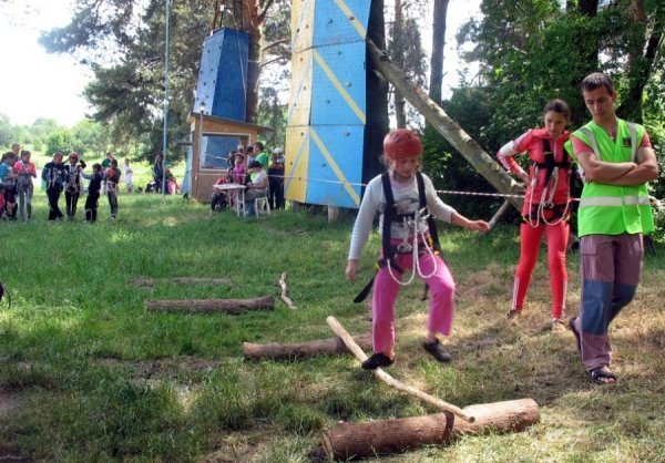 Завершився обласний зліт-змагання з туризму серед сільських шкіл. ФОТО