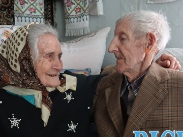 До одруження були знайомі 9 днів: подружжя з Волині прожило у шлюбі 70 літ