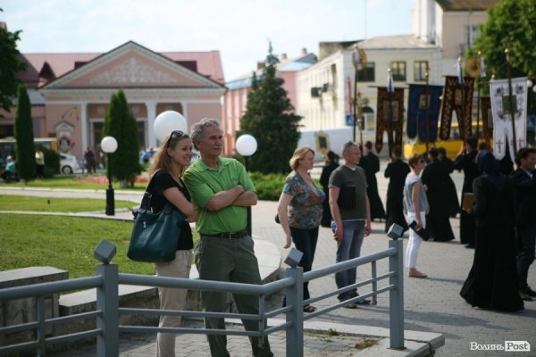Миколая Чудотворця у Луцьку вшанували хресною ходою. ФОТО 