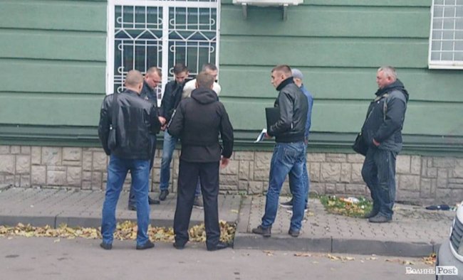У центрі Луцька зловили ймовірного «наркобаригу». ФОТО