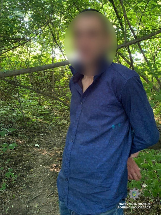 У Луцьку затримали чоловіка, який перебував у розшуку. ФОТО