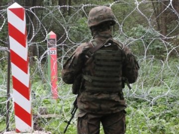 Польща планує відправити до кордону з Білоруссю близько 10 тисяч військових