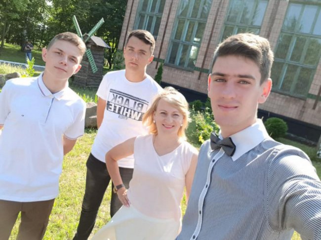 Як минуло свято останнього дзвінка у центрі профтехосвіти у Ковелі. ФОТО