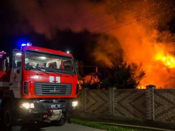 На Волині вночі горіли два житлові будинки
