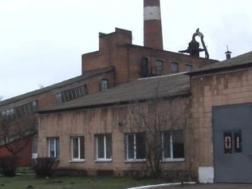 Викрали сейф, пройшлися всіма кабінетами: невідомі обікрали підприємство на Волині