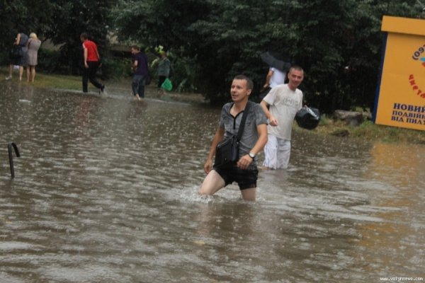 Лучани радіють «великій воді». ФОТО