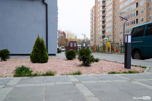 Холод – не завада: як у Луцьку будують «карамельний» житловий комплекс. ФОТО*