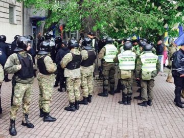 Провокації в Києві: поліція затримала 45 осіб