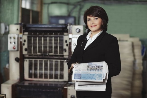 Партія регіонів і креатив: календар з фотографіями  жінок - членів партії