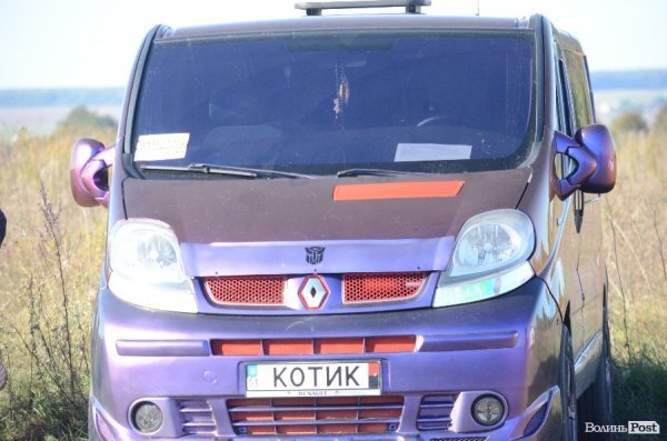 Під Луцьком відбувся чемпіонат з дрег-рейсингу. ФОТО